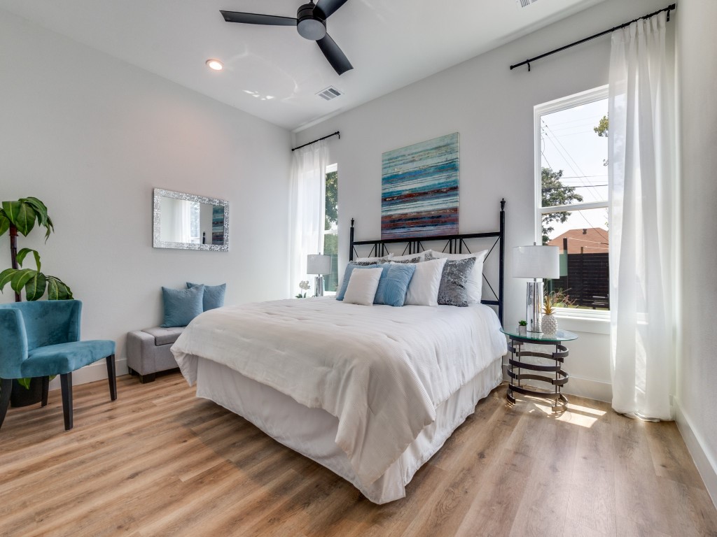 2146 Roanoke Avenue Dallas TX 75235