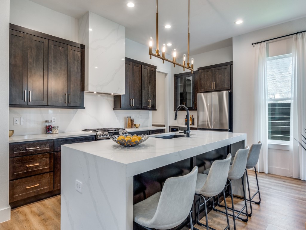 2146 Roanoke Avenue Dallas TX 75235