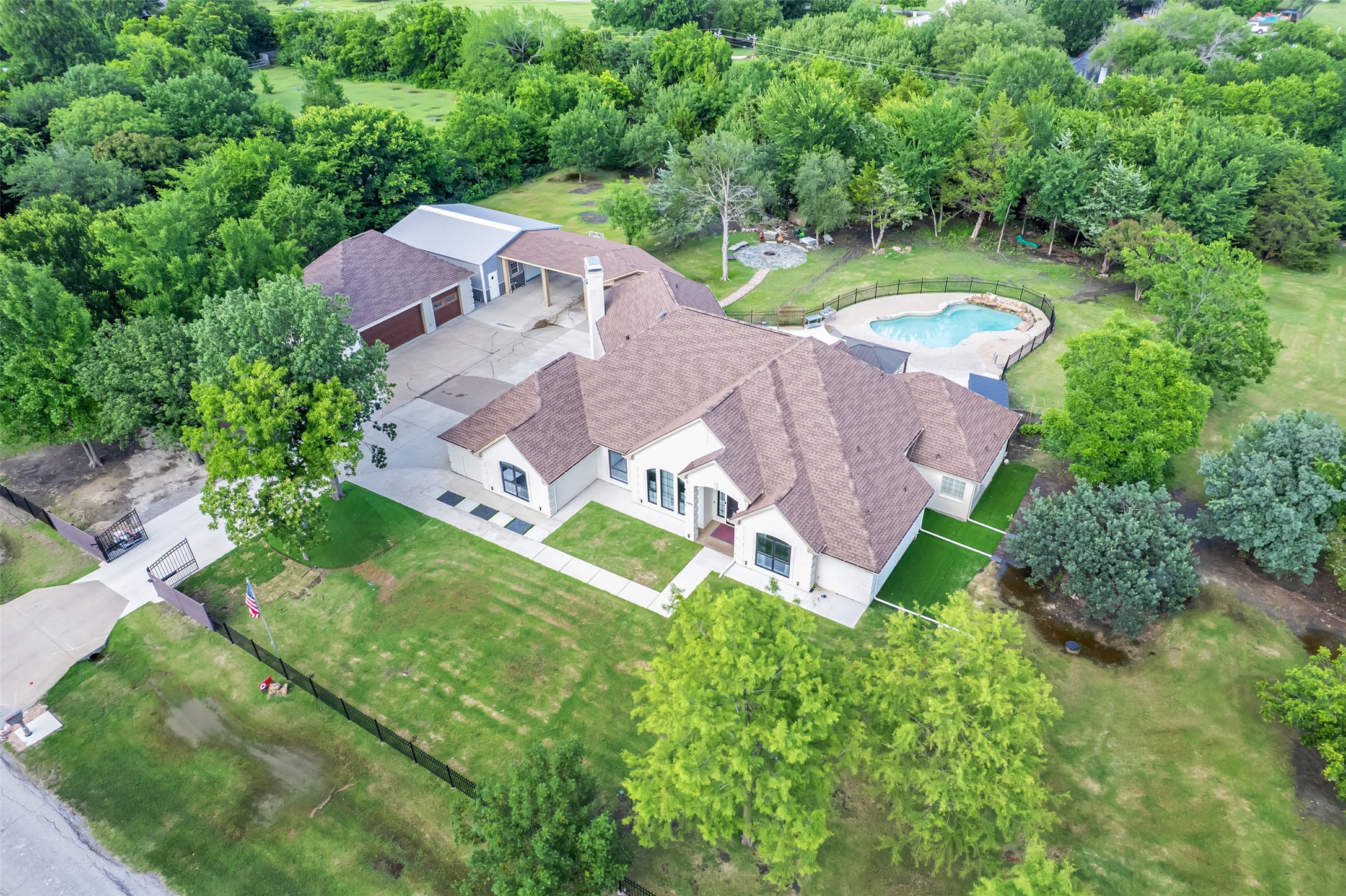 1690 Lynn Lane Lucas TX 75002