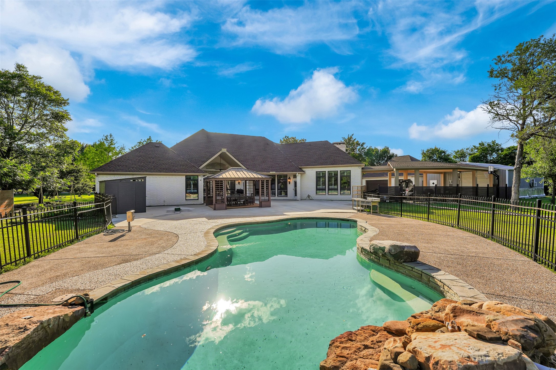 1690 Lynn Lane Lucas TX 75002