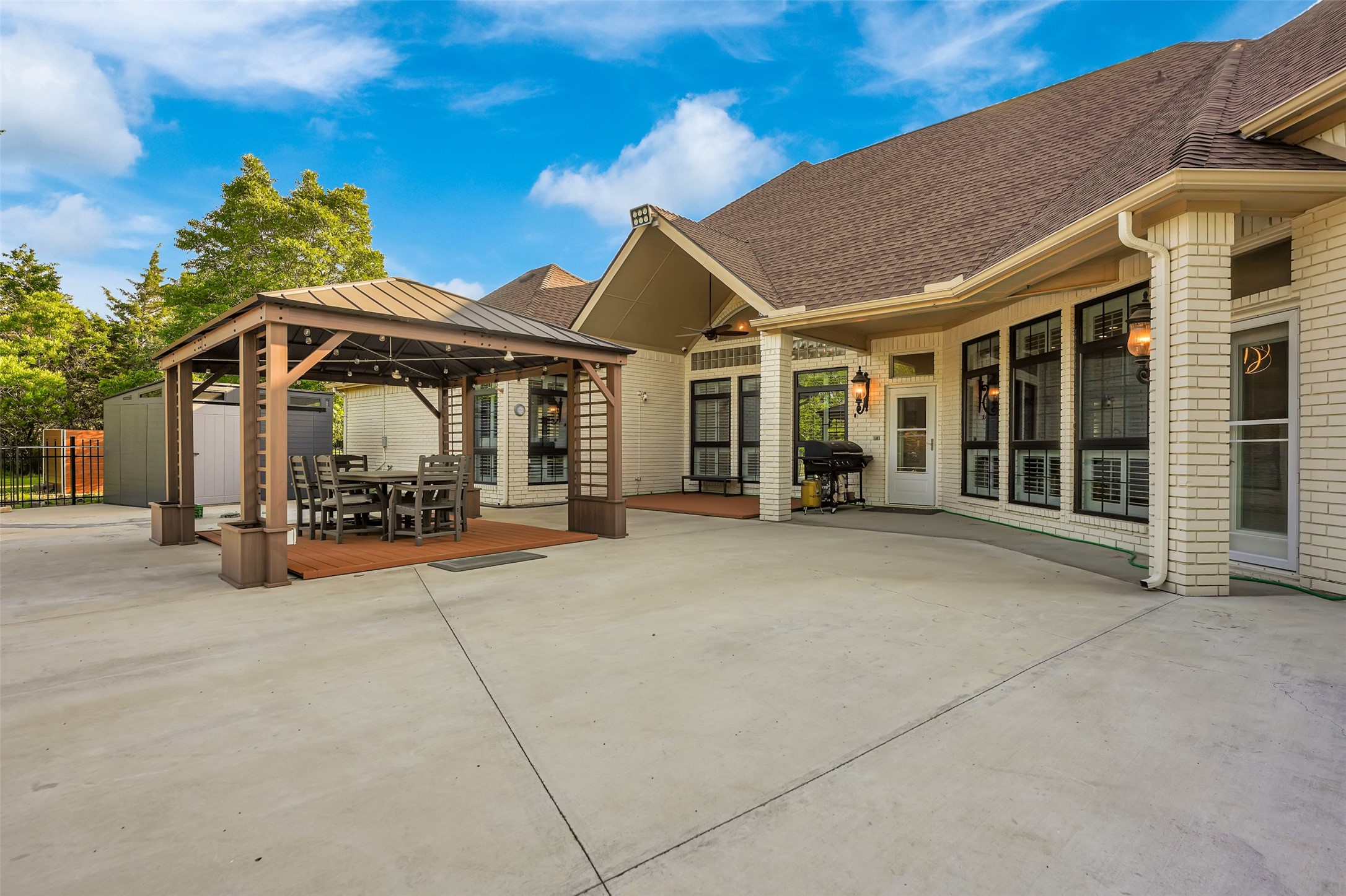 1690 Lynn Lane Lucas TX 75002