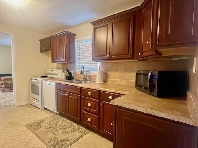 218 Wight Street Roxton TX 75477
