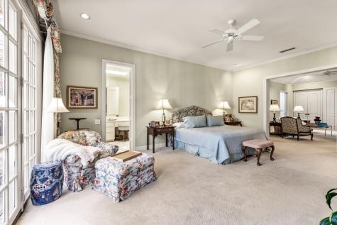 17 Stonecourt Circle Dallas TX 75225