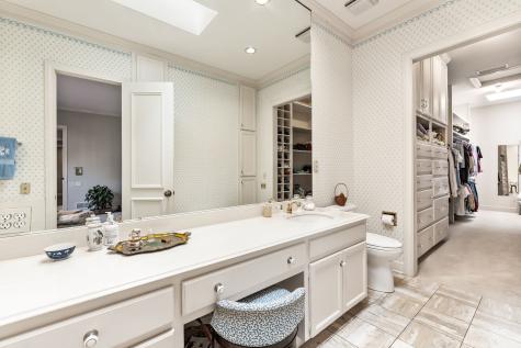 17 Stonecourt Circle Dallas TX 75225