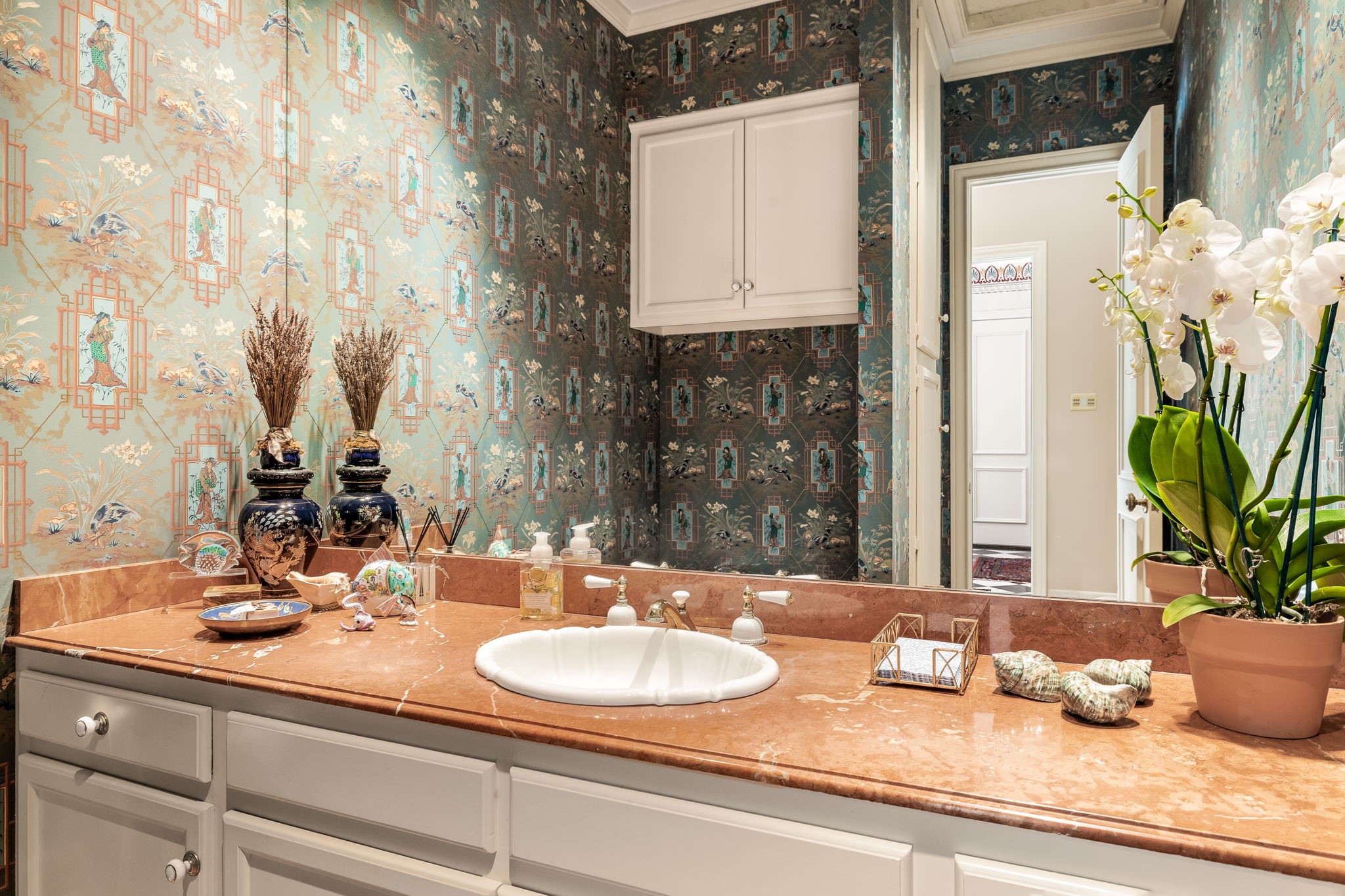 17 Stonecourt Circle Dallas TX 75225