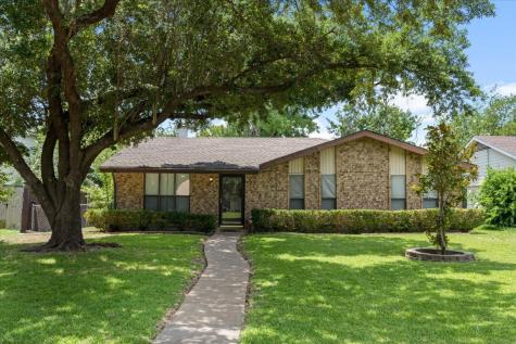 5721 Valley Mills Drive Garland TX 75043