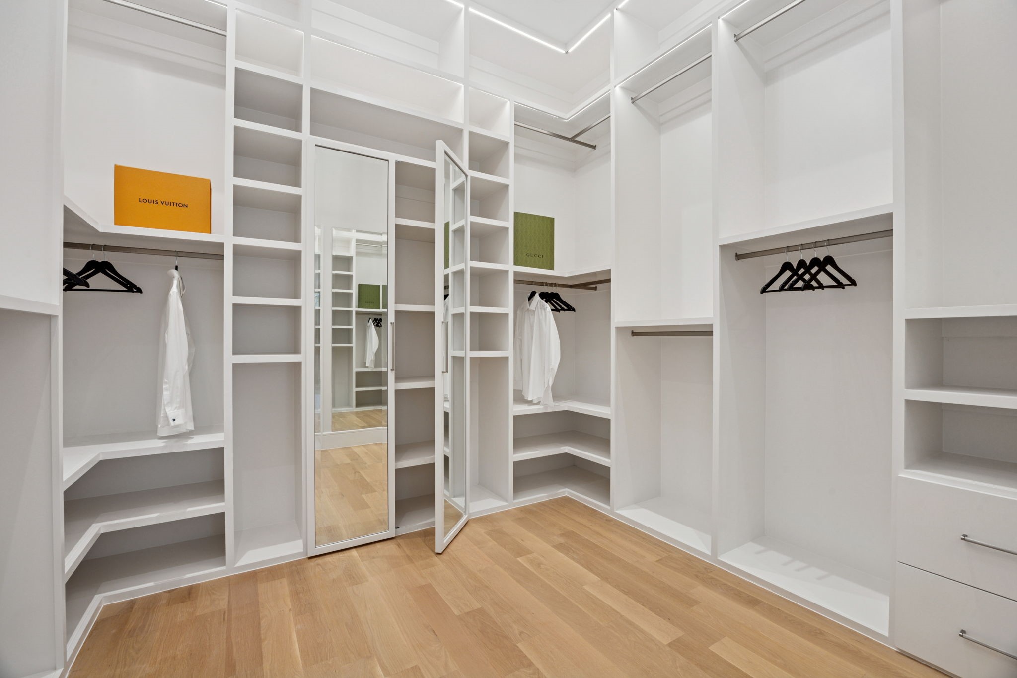 424 Regal Lane Irving TX 75039