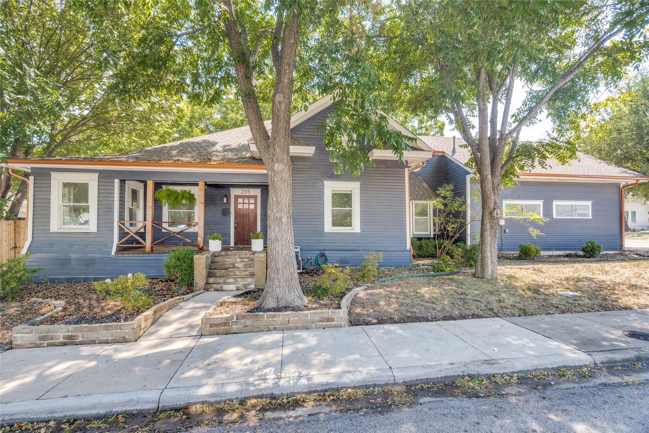 205 Heard Street Mckinney TX 75069