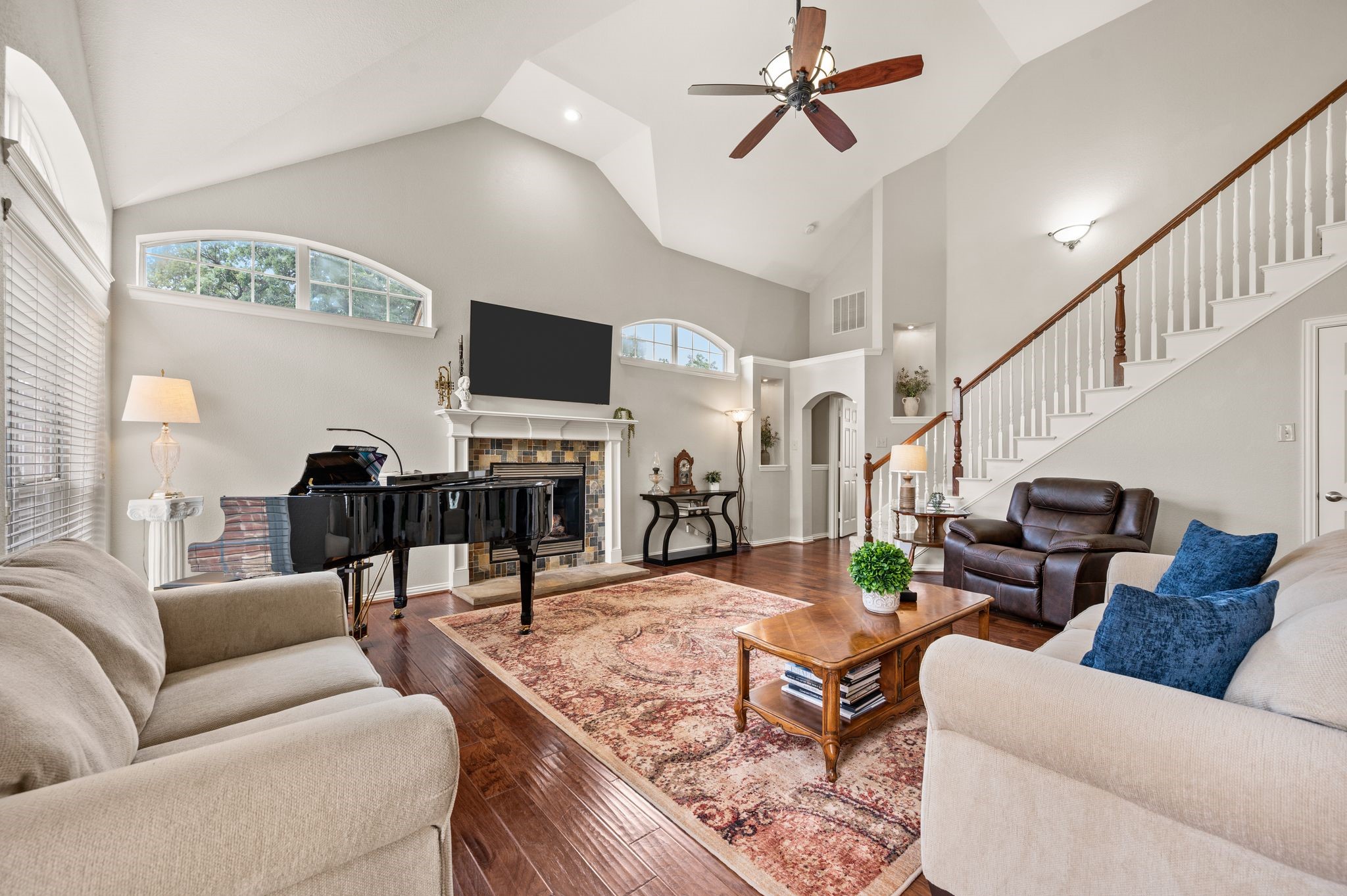 5047 Toftrees Drive Arlington TX 76016