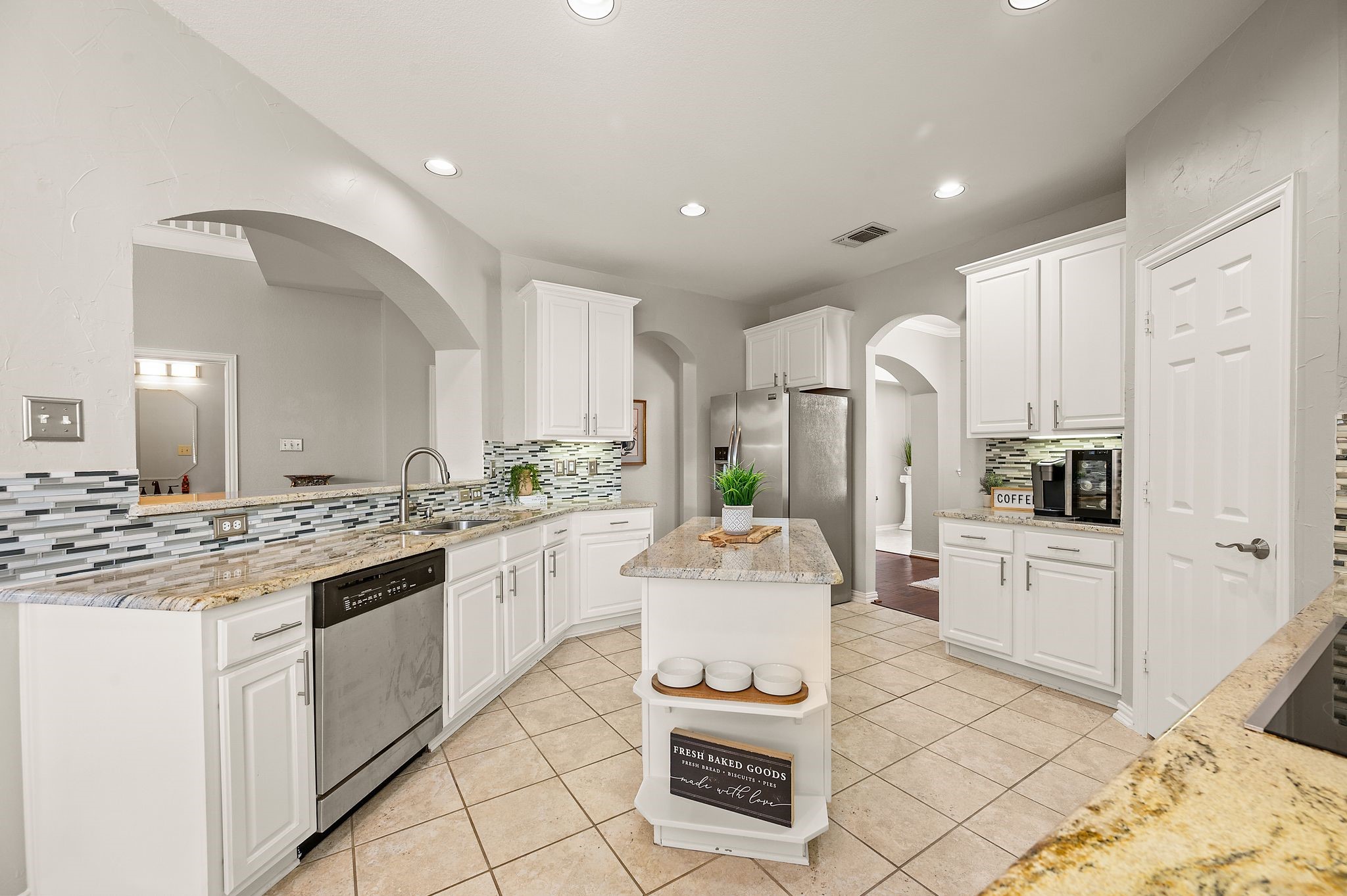 5047 Toftrees Drive Arlington TX 76016