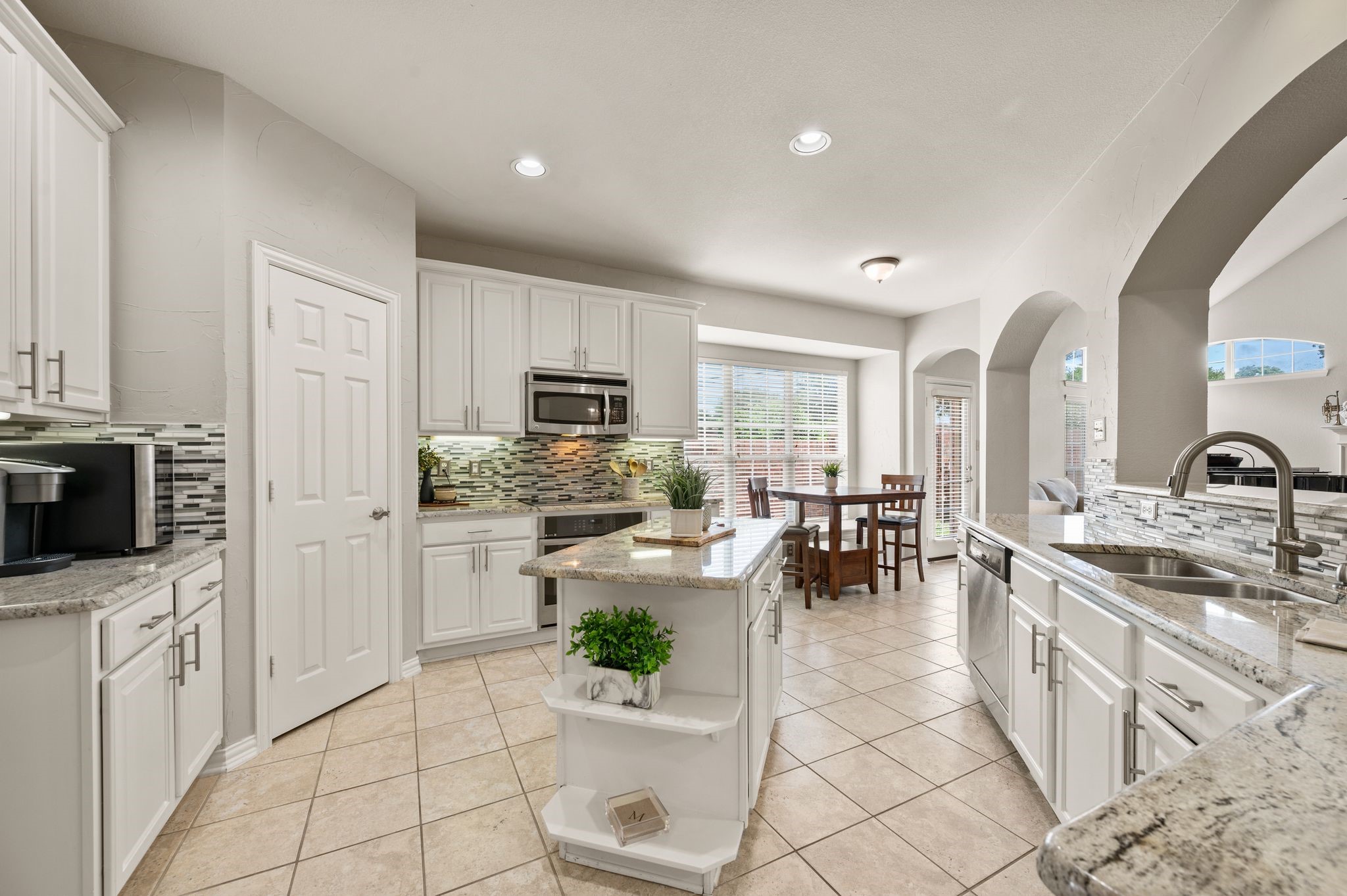 5047 Toftrees Drive Arlington TX 76016