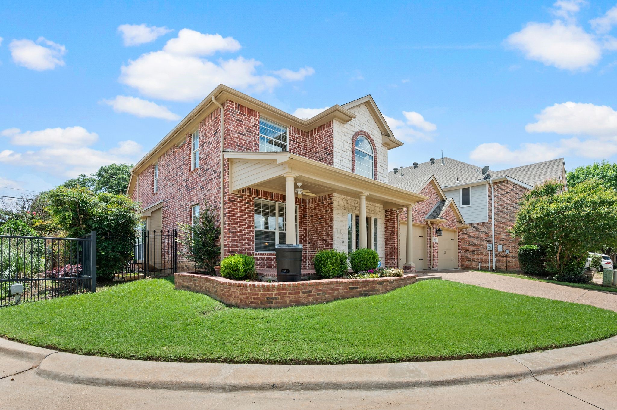 5047 Toftrees Drive Arlington TX 76016