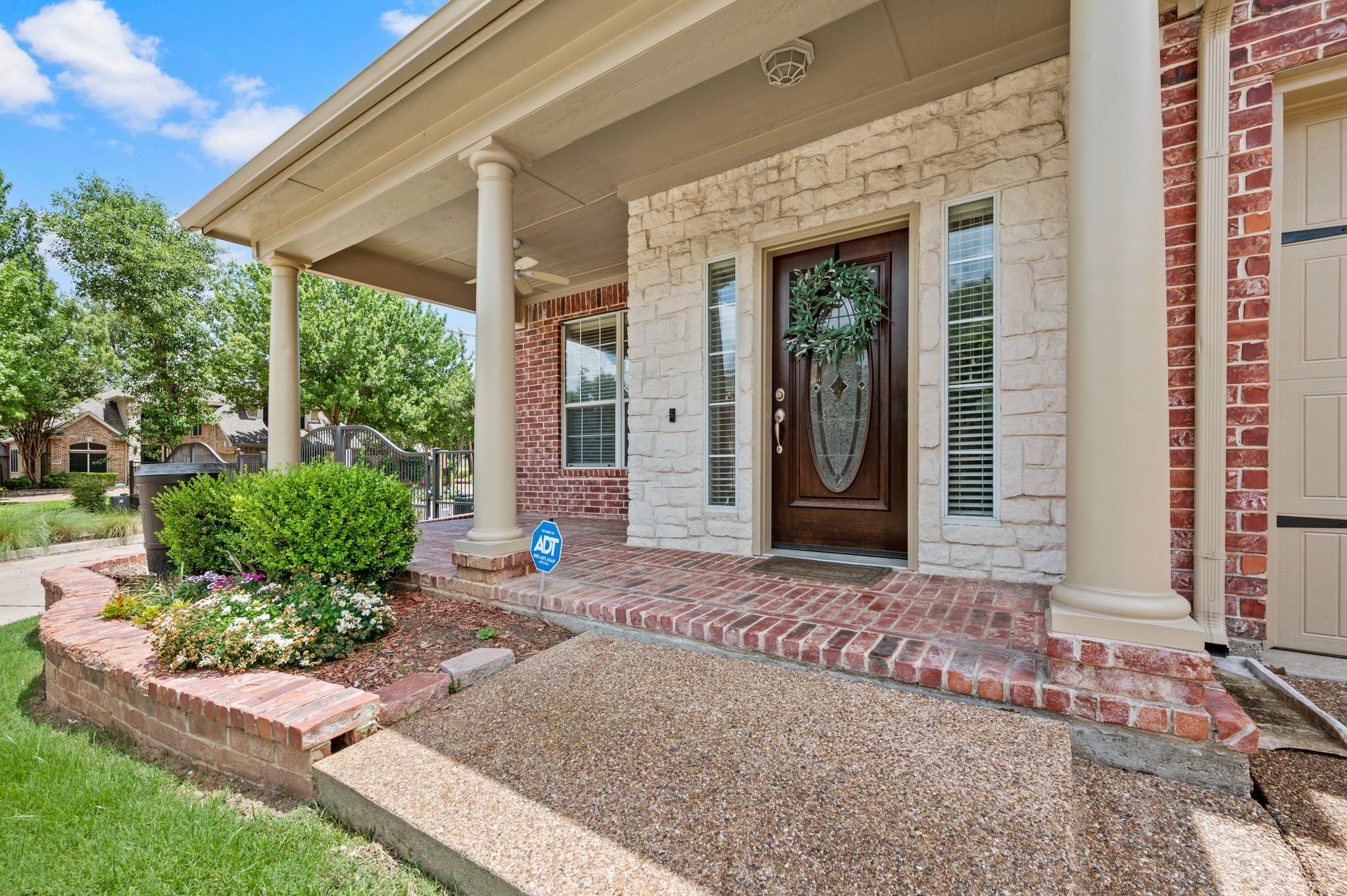 5047 Toftrees Drive Arlington TX 76016