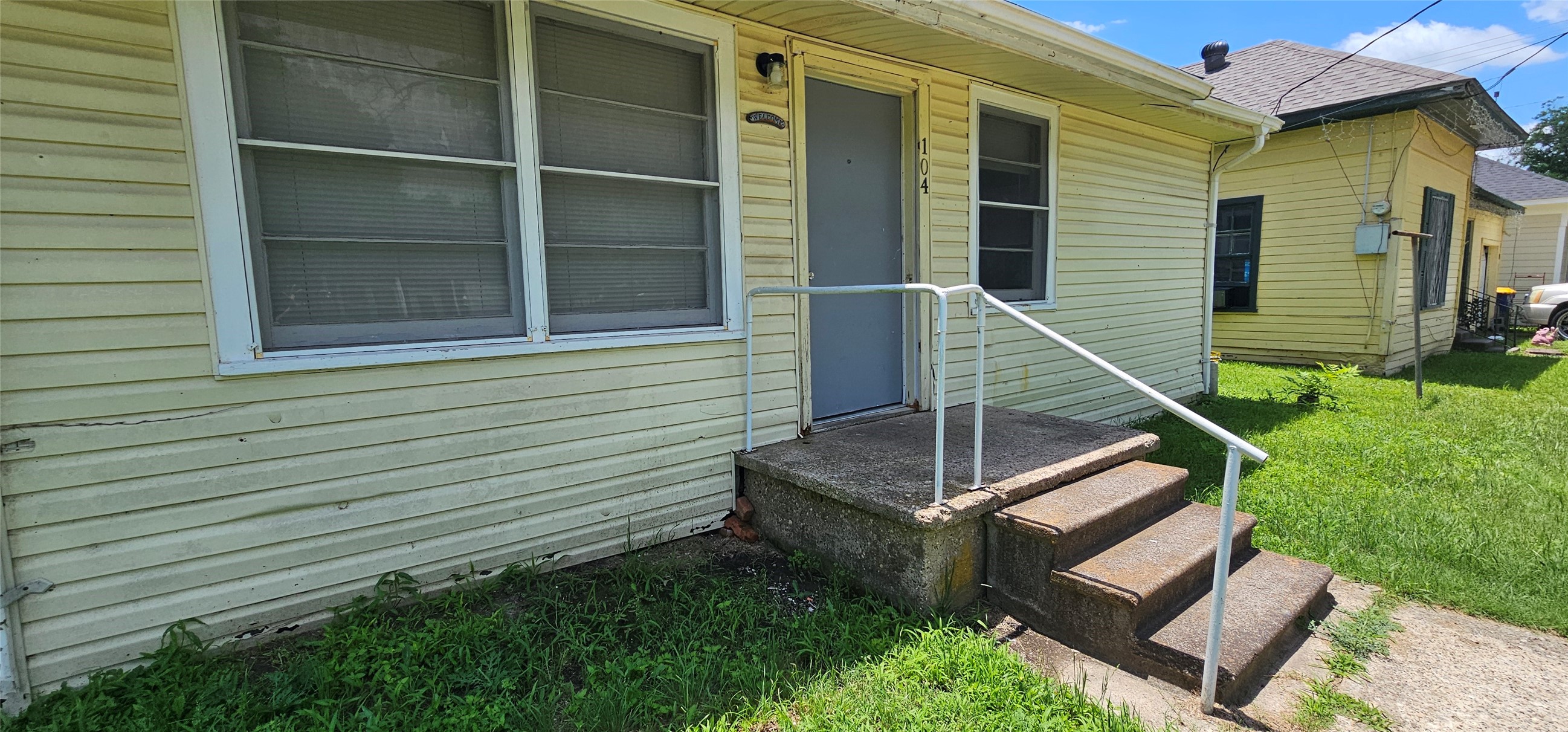 104 Smith Street Hillsboro TX 76645