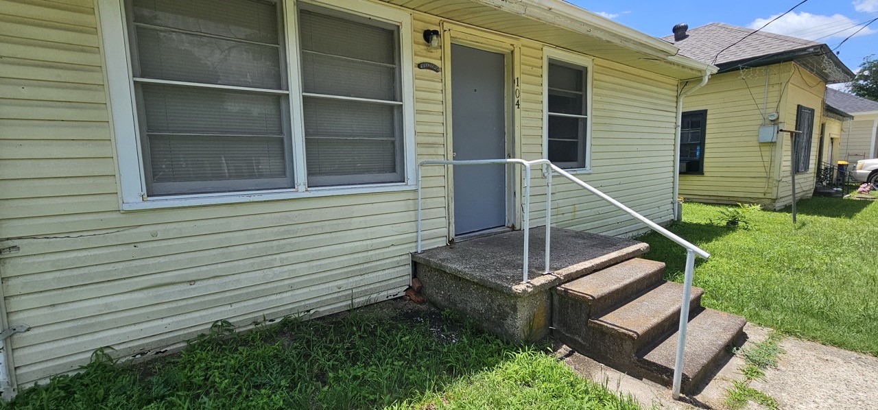 104 Smith Street Hillsboro TX 76645