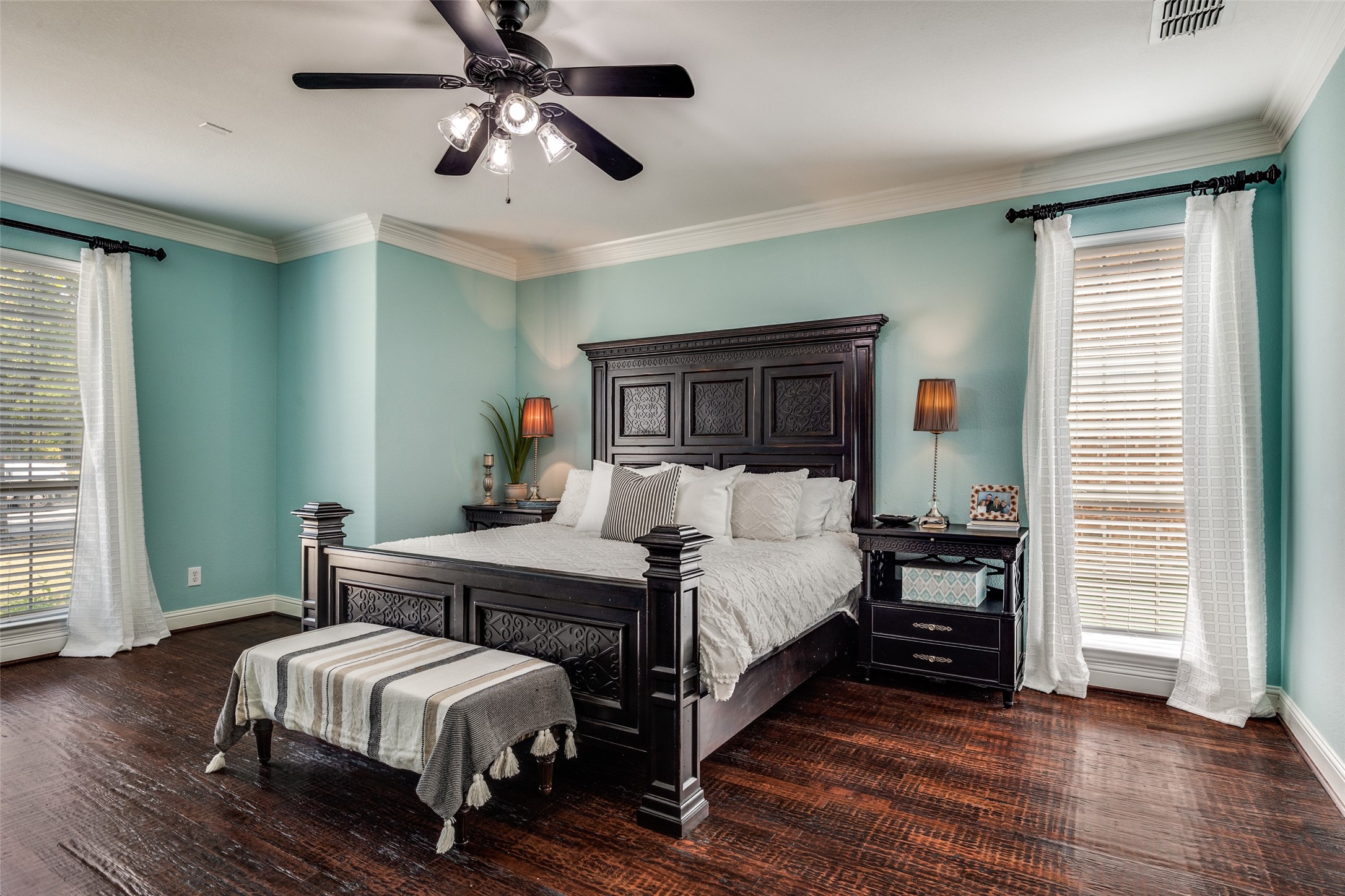 400 S Hampton Court Lewisville TX 75056