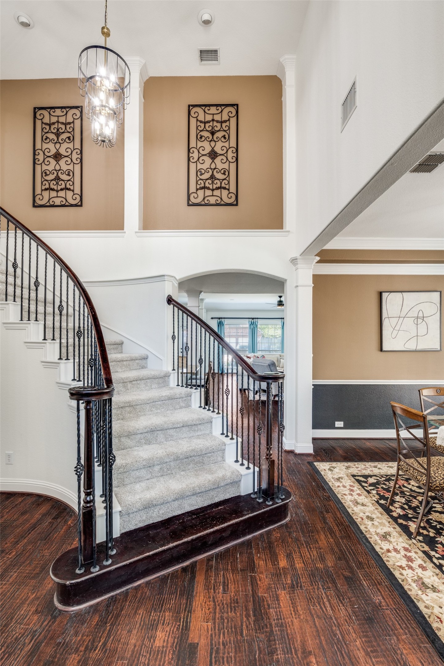 400 S Hampton Court Lewisville TX 75056
