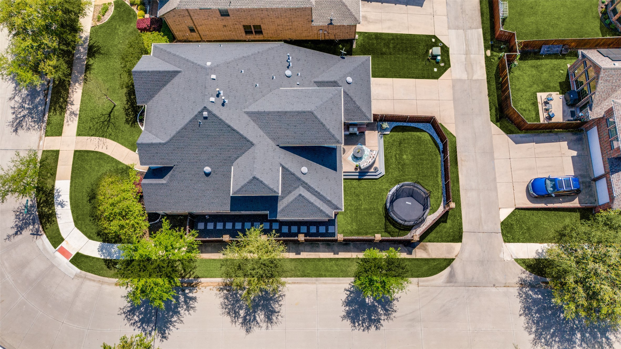 400 S Hampton Court Lewisville TX 75056