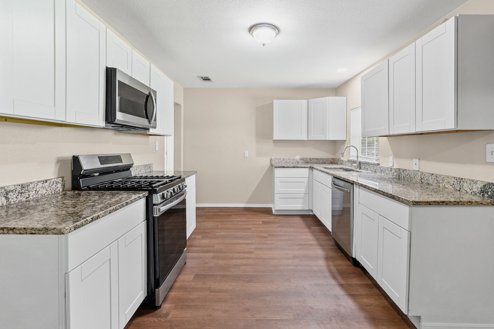 1704 Langford Street Greenville TX 75401