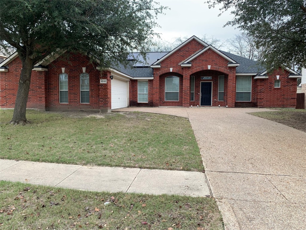 1241 Boysenberry Drive Desoto TX 75115