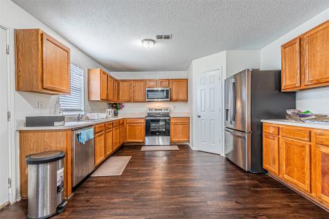 3016 Cesareo Drive Grand Prairie TX 75052