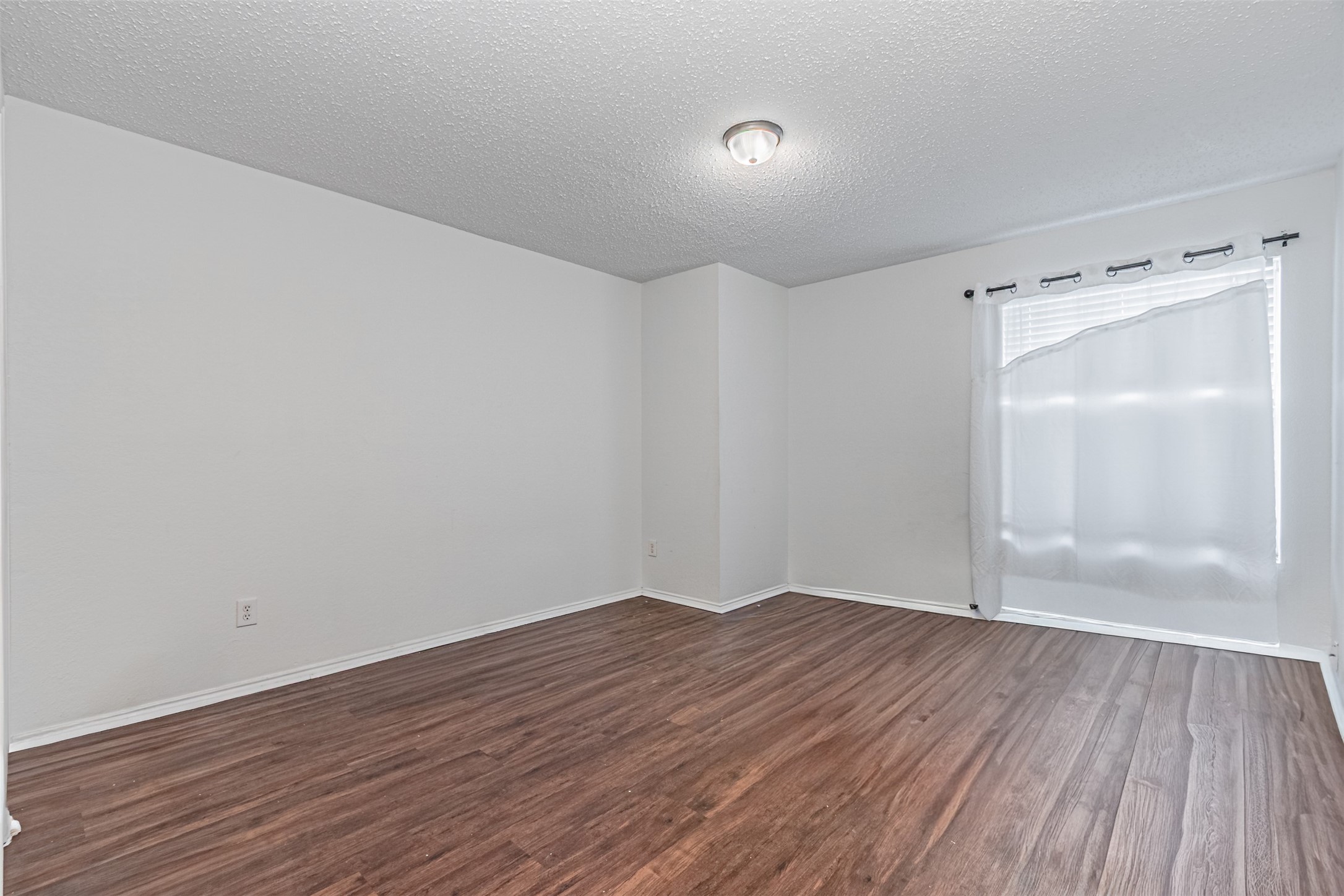 3016 Cesareo Drive Grand Prairie TX 75052