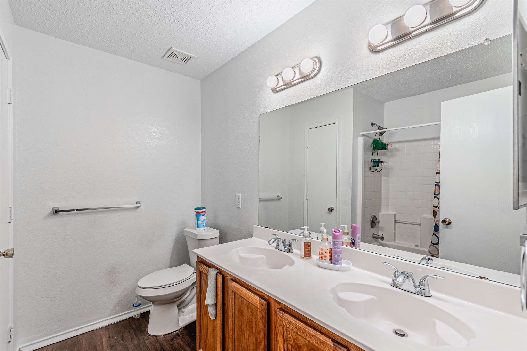 3016 Cesareo Drive Grand Prairie TX 75052