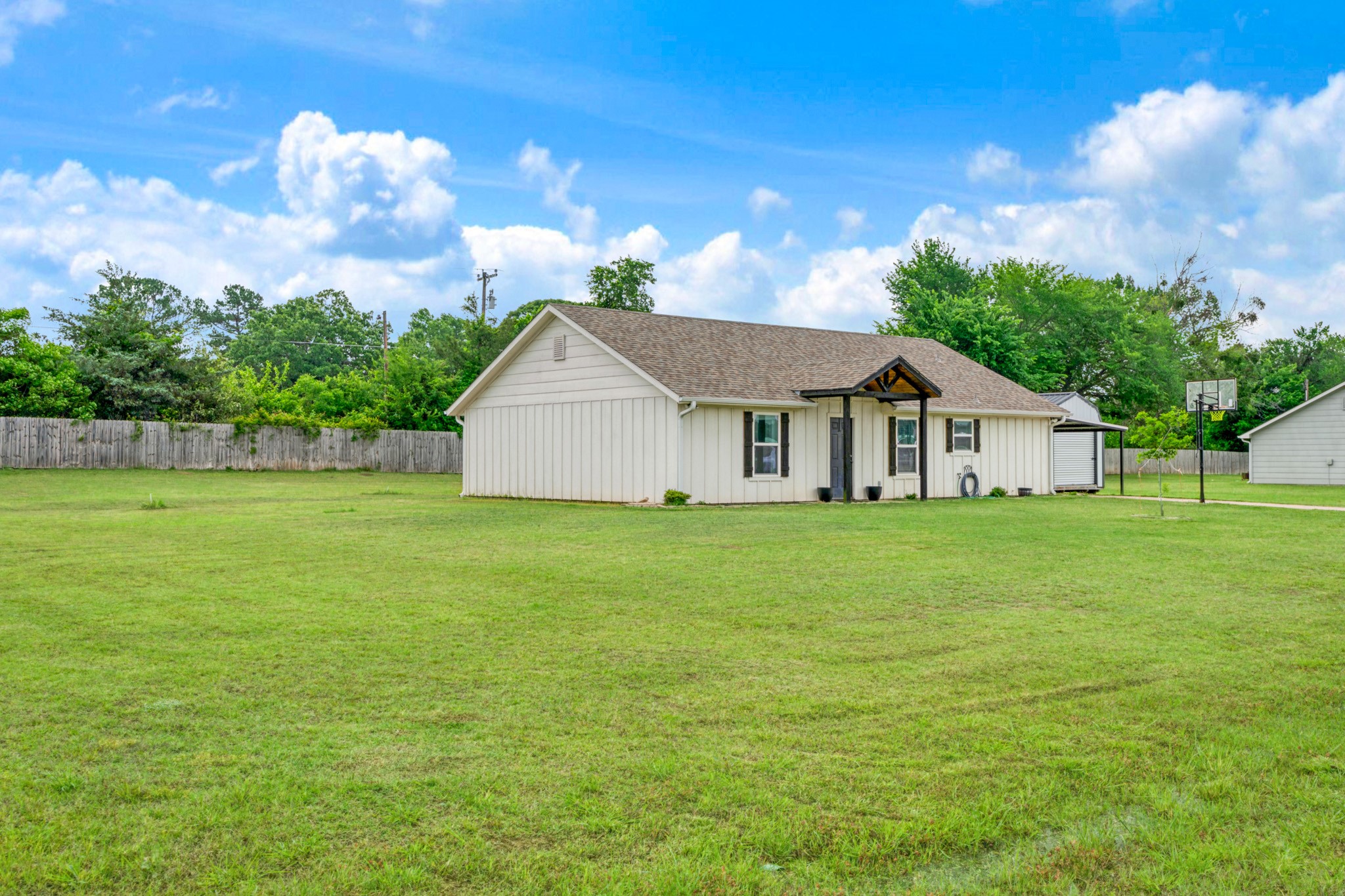 134 Private Road 43790 Paris TX 75460