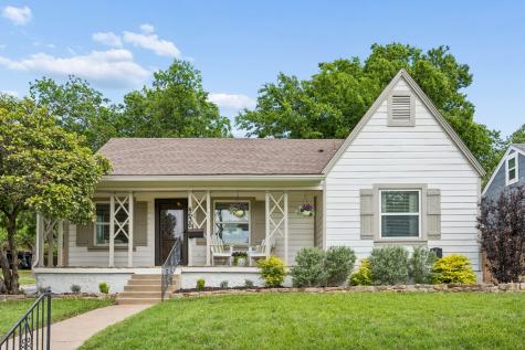 4636 Calmont Avenue Fort Worth TX 76107