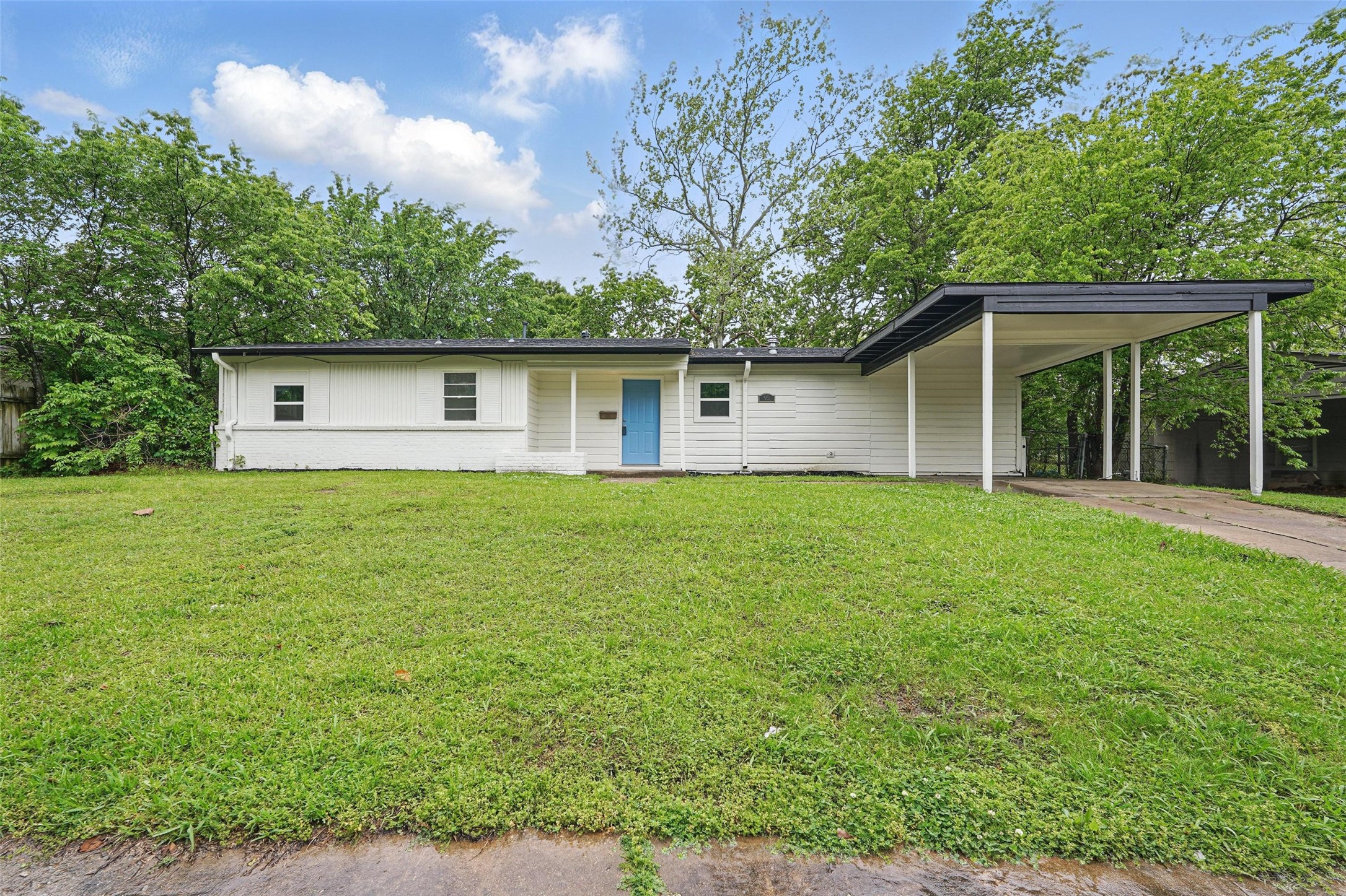 95 Twining Drive Denison TX 75020