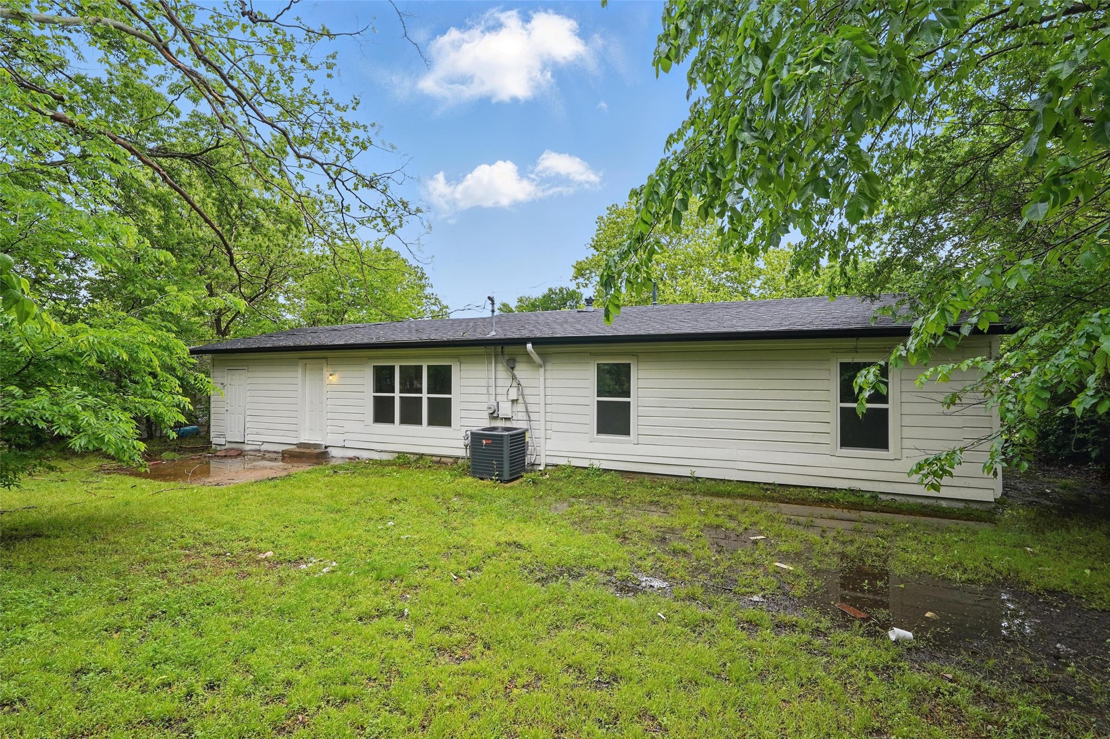 95 Twining Drive Denison TX 75020