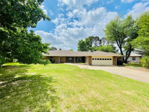 3813 Winding Way Granbury TX 76049