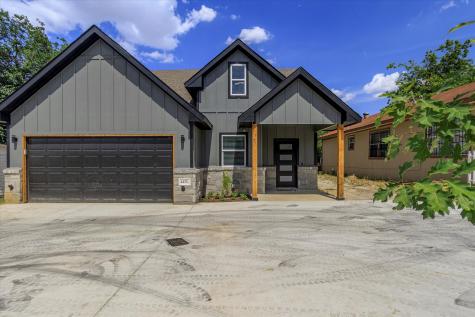 4433 Mccart Avenue Fort Worth TX 76115