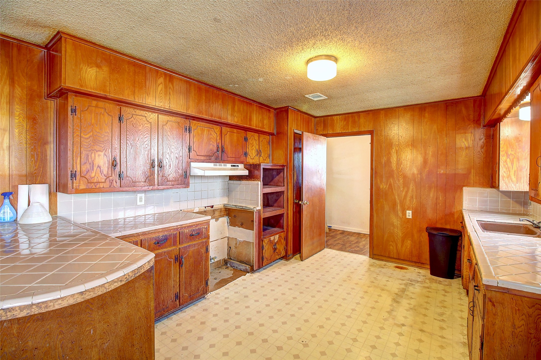 512 N Sherley Avenue Anna TX 75409