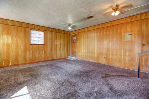 512 N Sherley Avenue Anna TX 75409