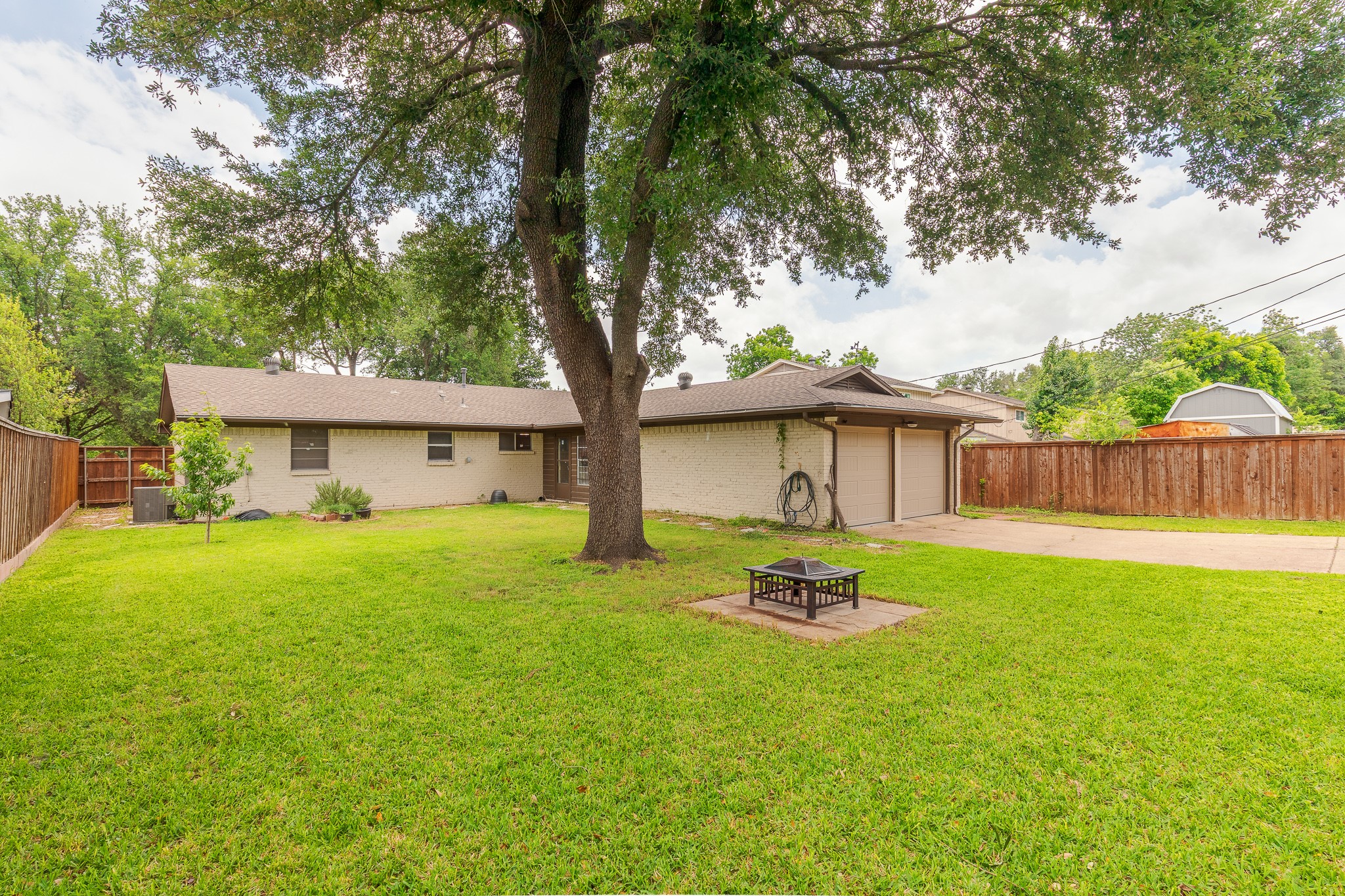 11245 Buchanan Drive Dallas TX 75228