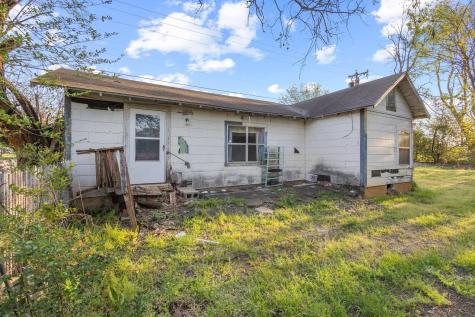 912 N Tone Avenue Denison TX 75020