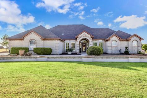 1509 Lady Amber Lane Granbury TX 76049