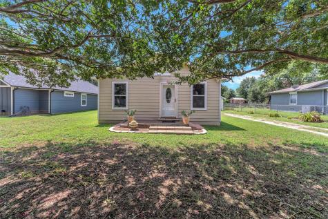 2514 Sunset Street Denison TX 75020