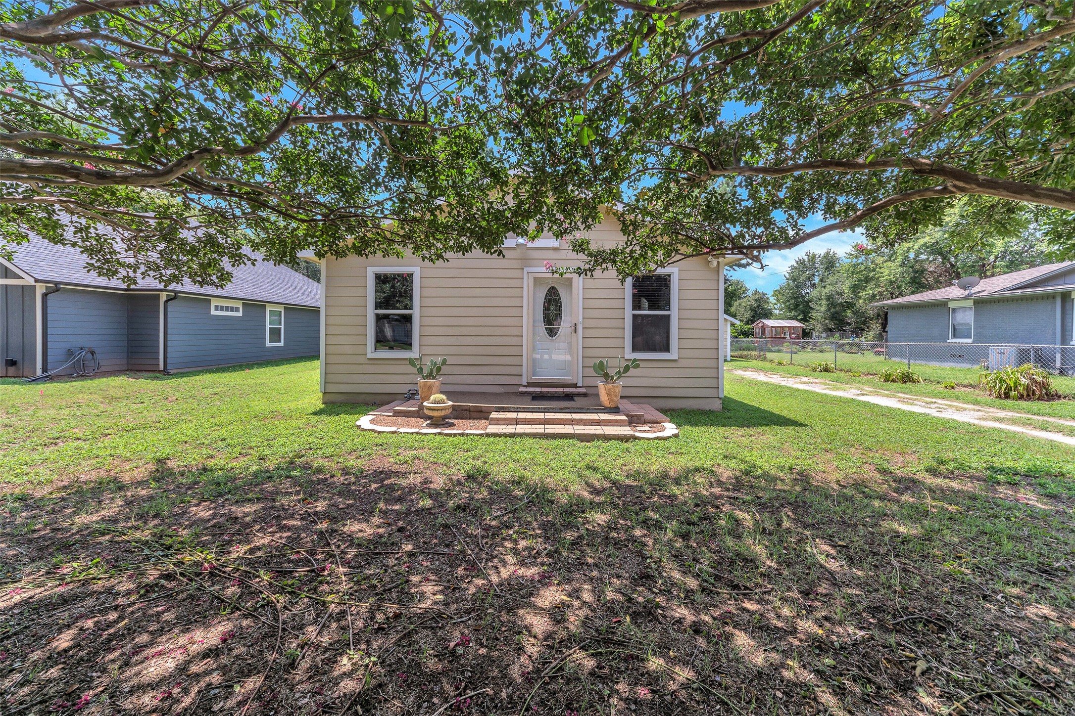 2514 Sunset Street Denison TX 75020
