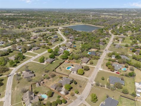 163 Lakeview Drive Aledo TX 76008