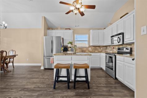 163 Lakeview Drive Aledo TX 76008