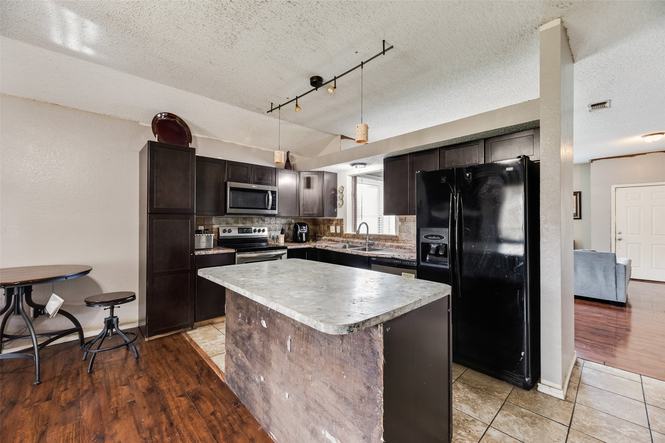 1205 Candlenut Court Desoto TX 75115