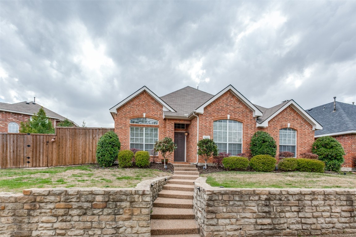 2234 Hannah Lane Garland TX 75040
