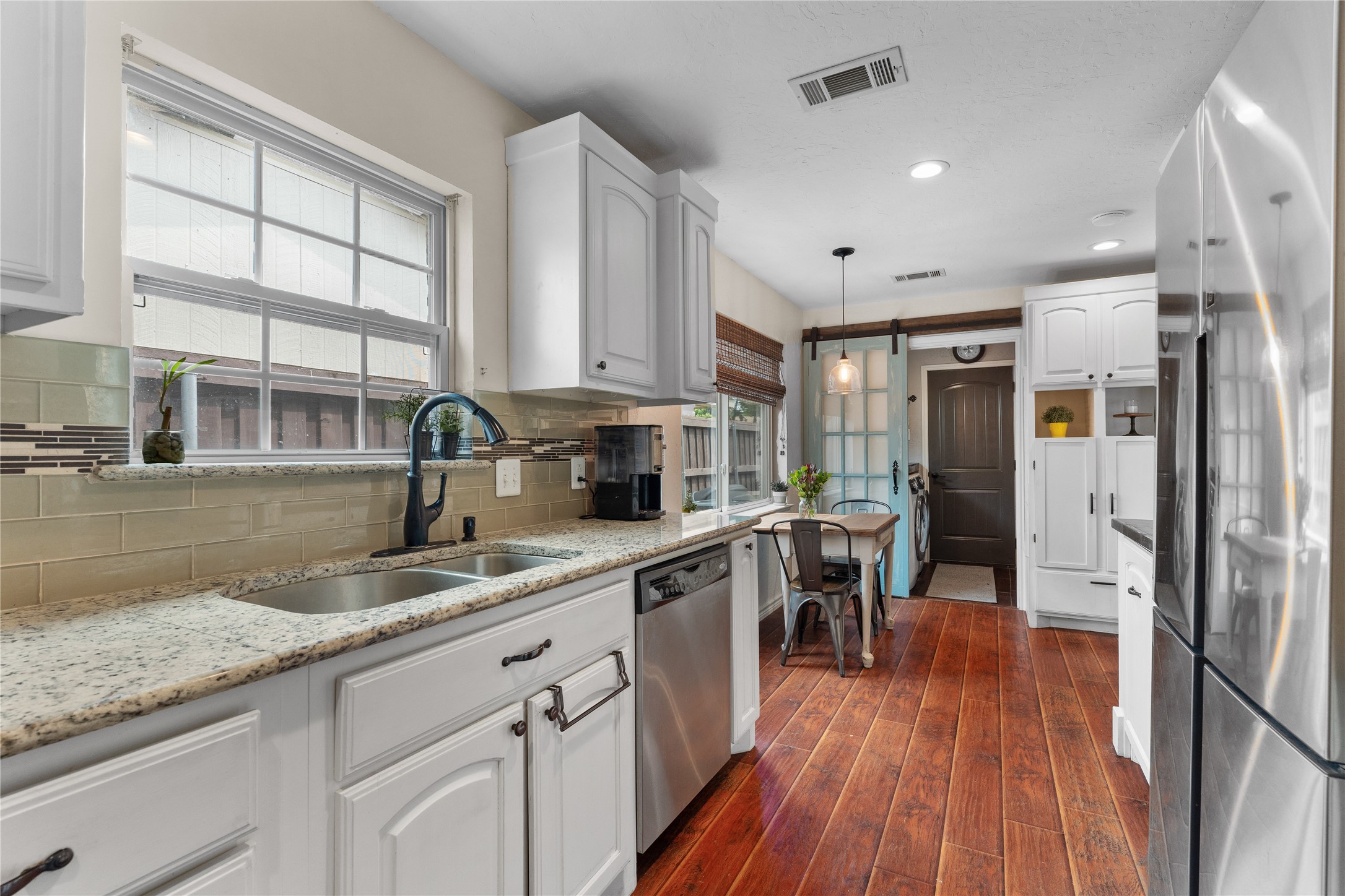 5010 Roundtable Lane Garland TX 75044