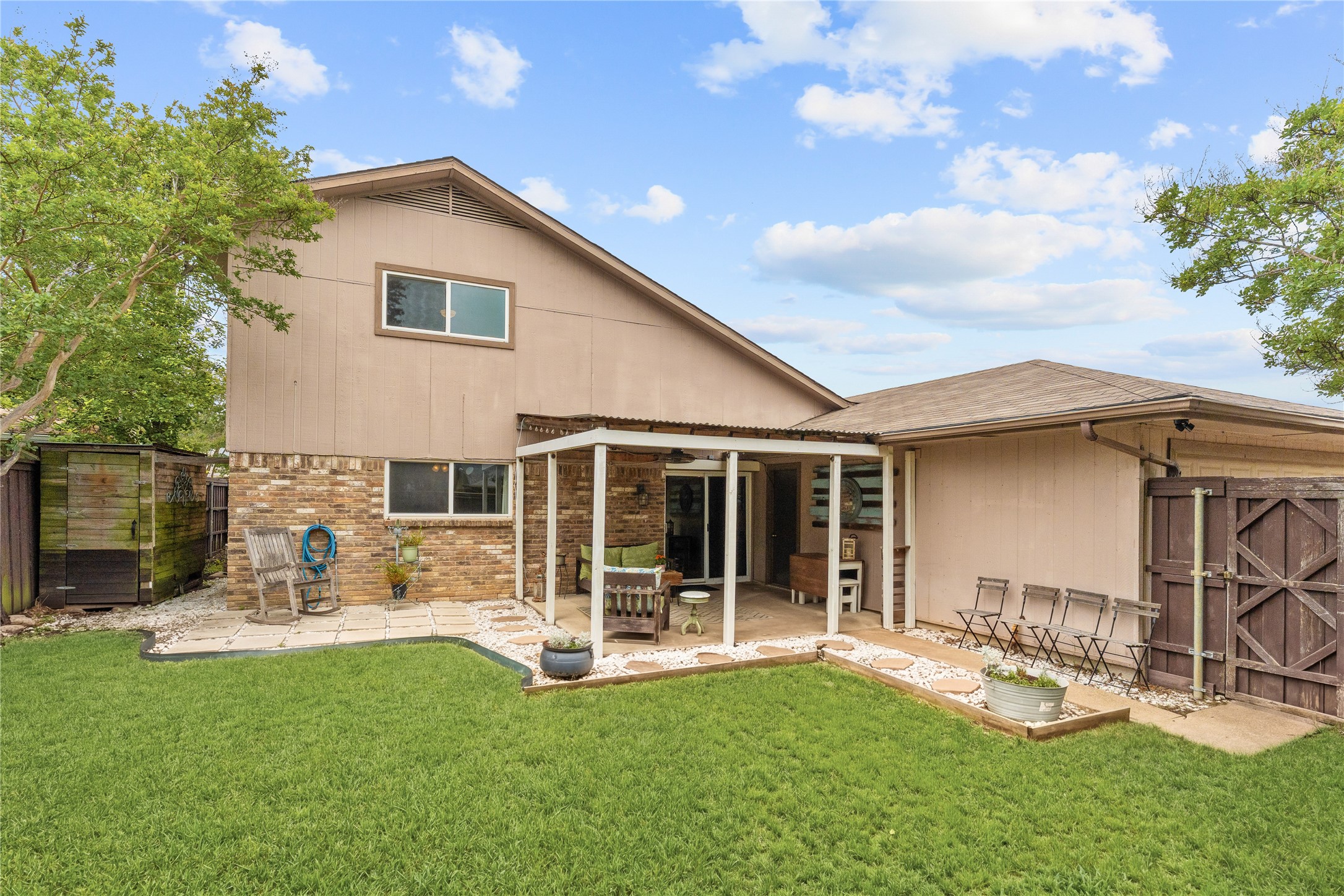 5010 Roundtable Lane Garland TX 75044
