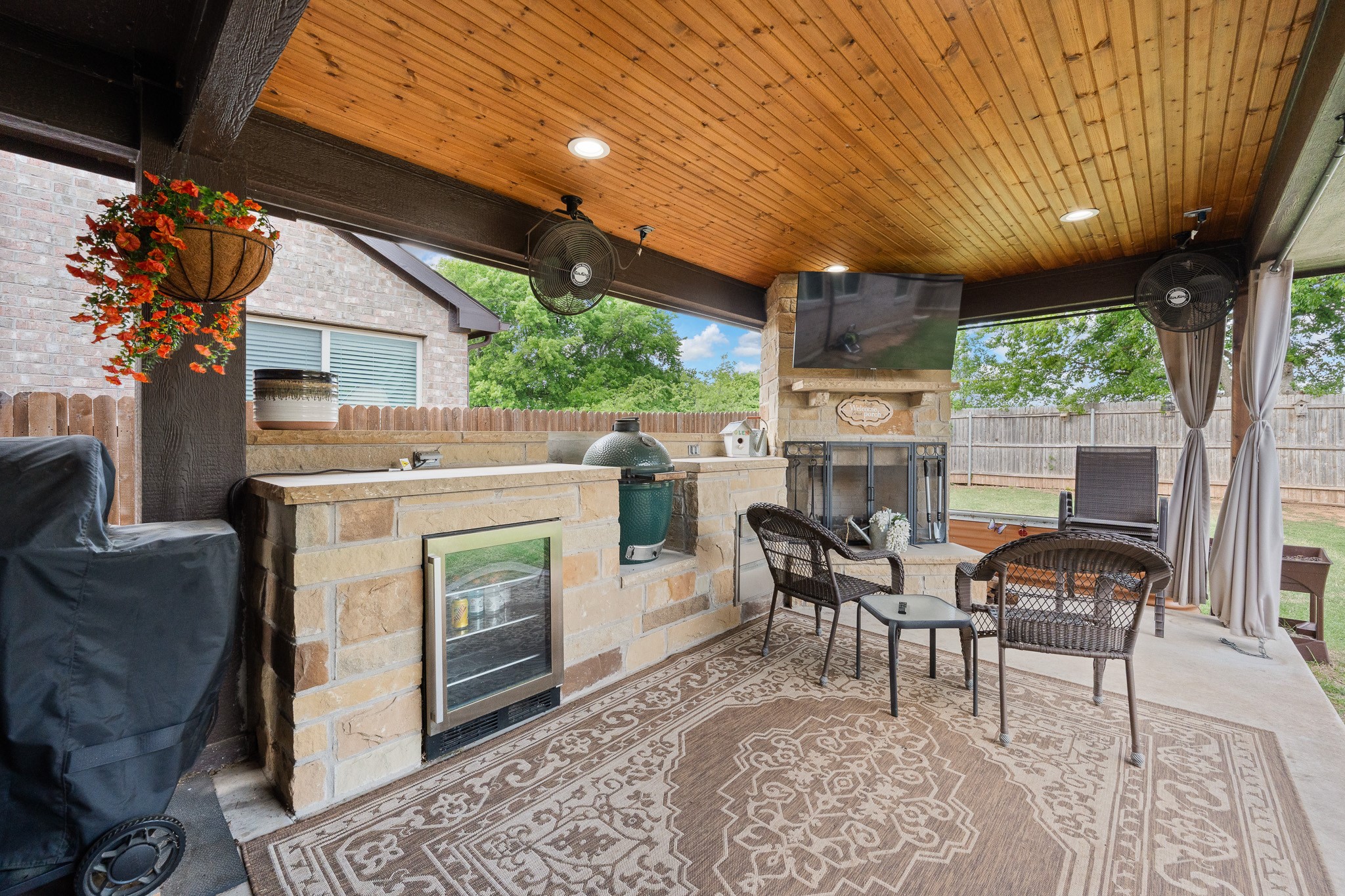 1160 Country Glen Drive Godley TX 76044