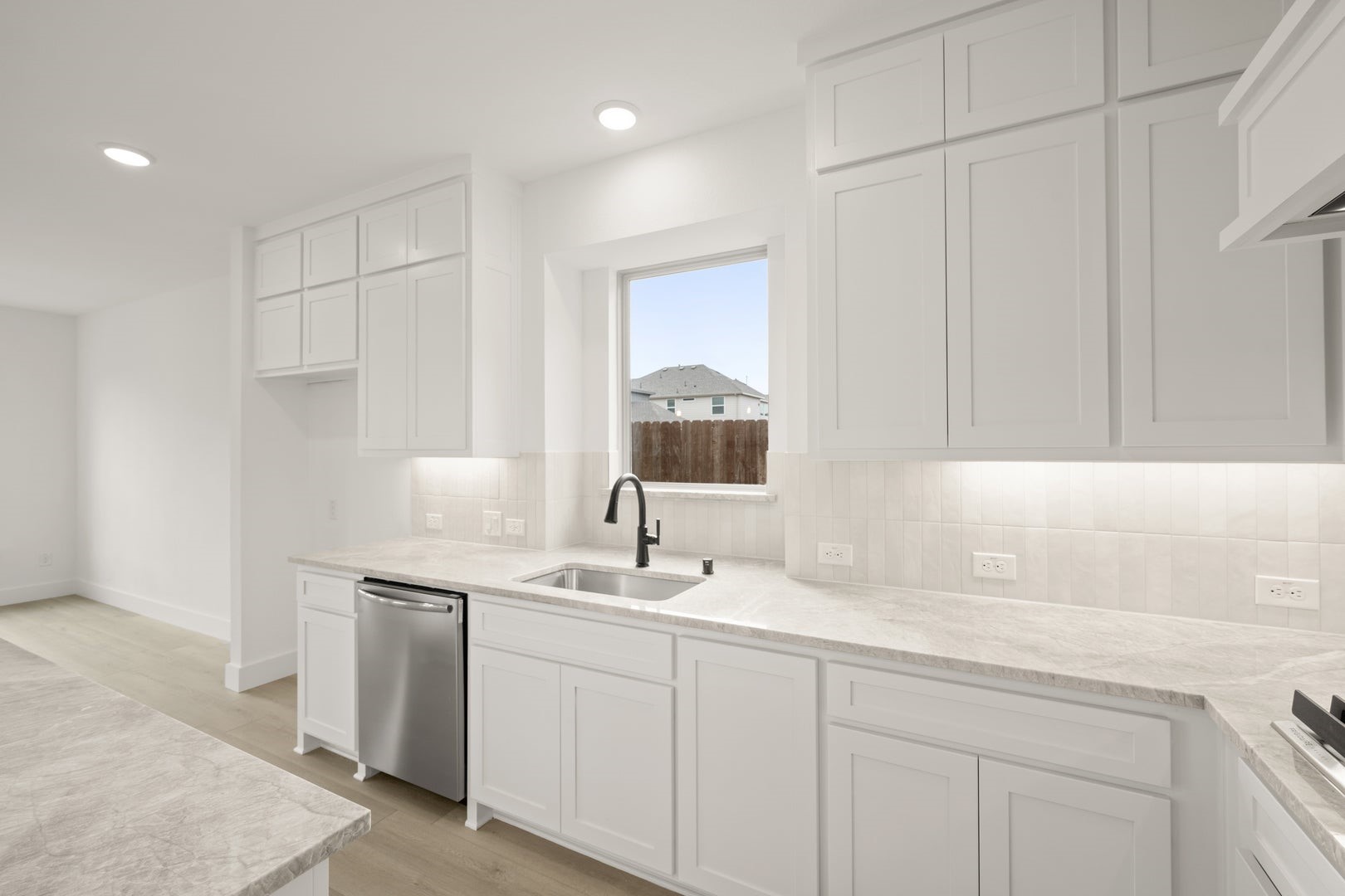 305 Lovett Lane Burleson TX 76028
