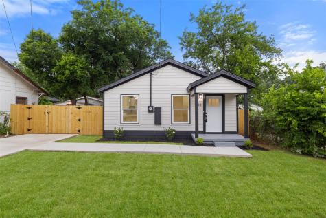1832 Arch Street Fort Worth TX 76105