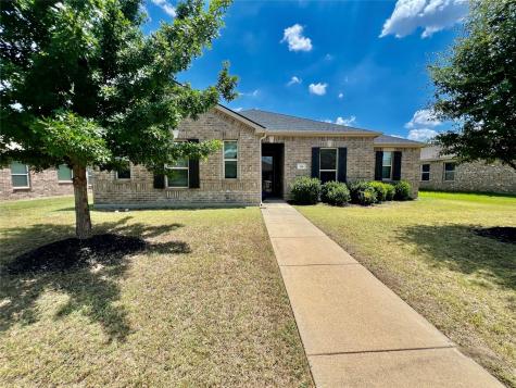 744 Skyflower Drive Desoto TX 75115